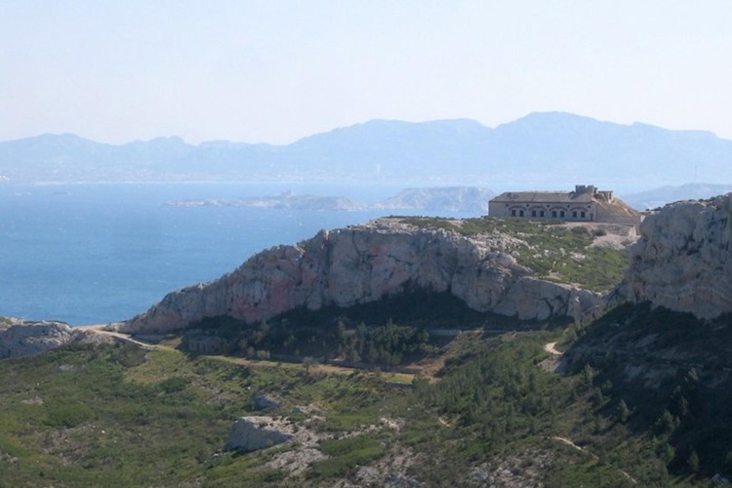 rade-marseille-vue-cote-bleue-conservatoire-littoral.jpg